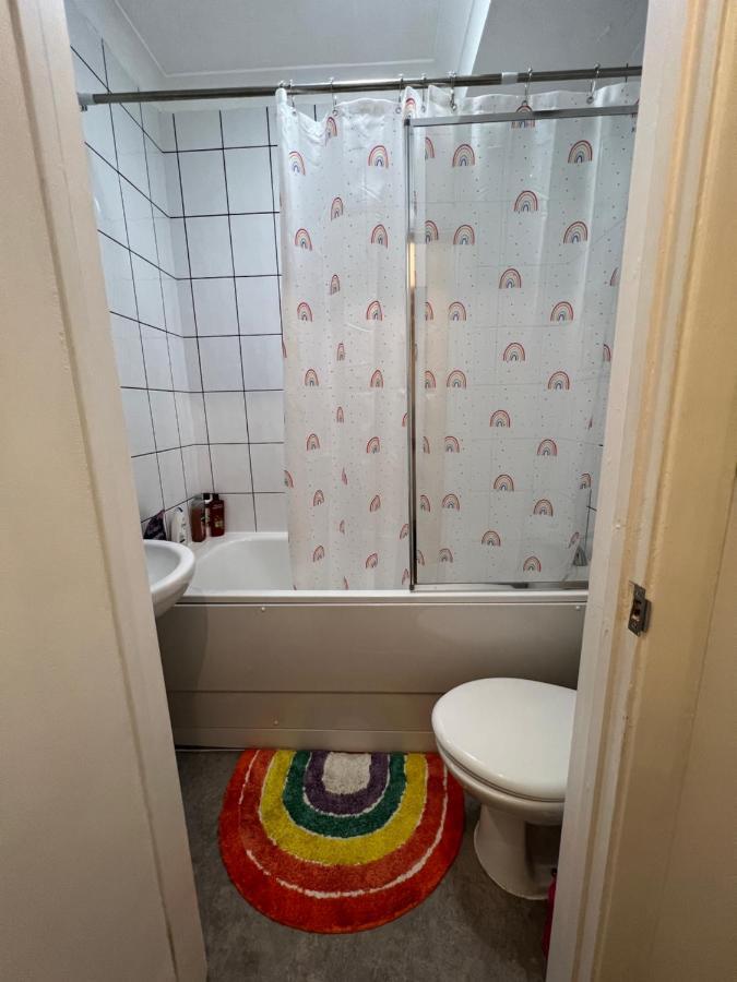 Stylish Central Basement Studio, With Outdoor Space 布赖顿 外观 照片